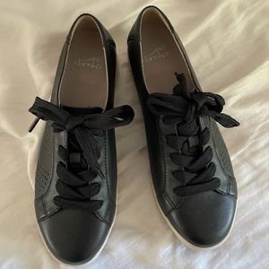 🌿NEW! Dansko Shoes